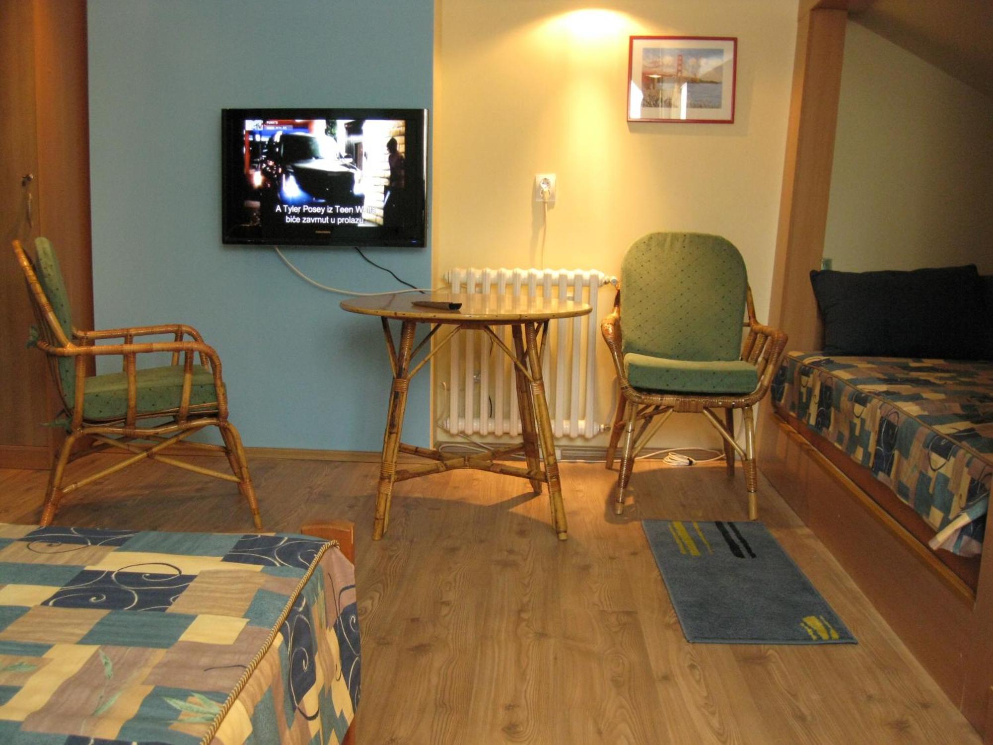 Hostel Oasis Belgrad Dış mekan fotoğraf