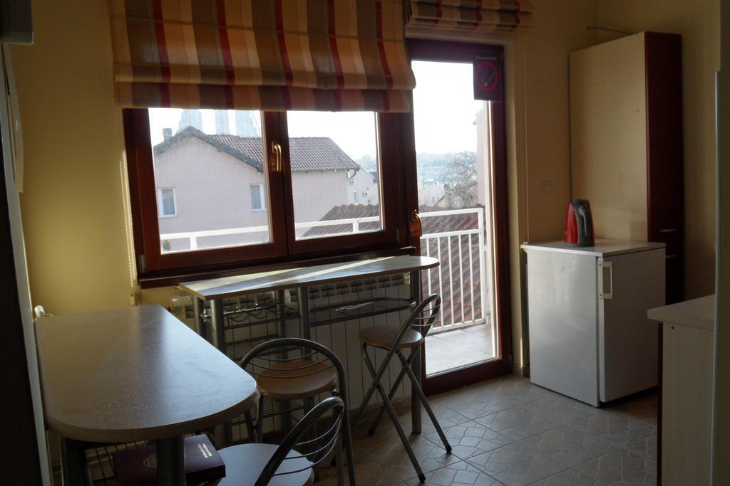 Hostel Oasis Belgrad Dış mekan fotoğraf